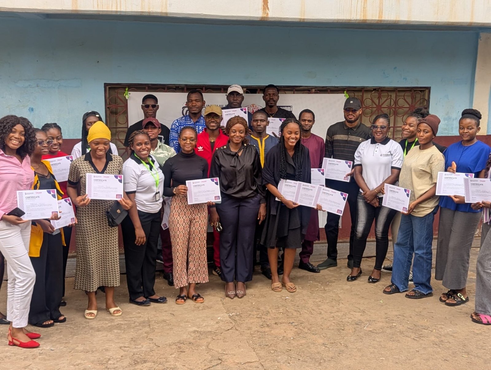 Association SHE dans un débat d'égalité homme femme